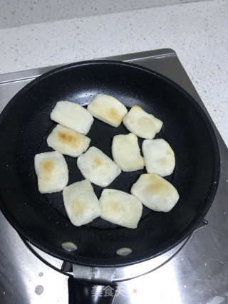 孜然煎年糕的做法步骤：3