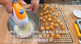 简单迷你小泡芙，香浓可口，一口一个真过瘾，小巧又可爱。的做法步骤：9