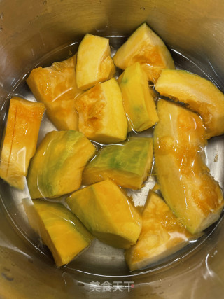 黑芝麻南瓜饼的做法步骤：1