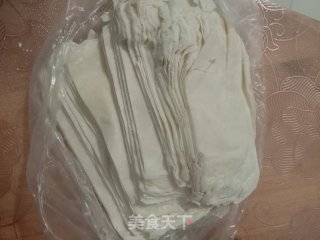 清汤(一眼见底，顾名清汤)的做法步骤：2