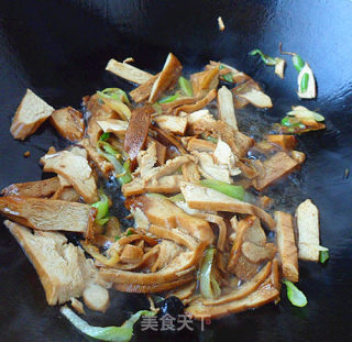 白菜——豆干烧白菜的做法步骤：4