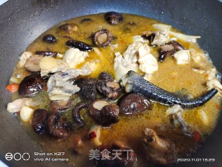 豆瓣酱烧香菇鸡肉的做法步骤：6