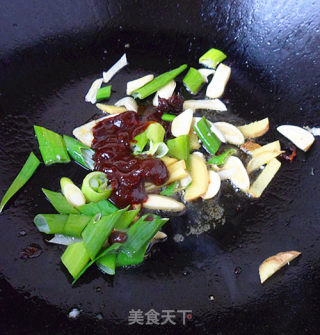 酱烧鲫头鱼的做法步骤：5
