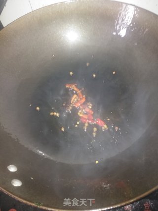 麻辣赛肥肠的做法步骤：6