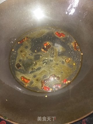 麻辣赛肥肠的做法步骤：7