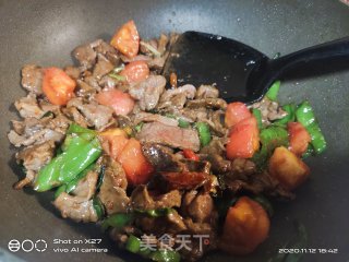 西红柿青椒炒牛肉的做法步骤：11