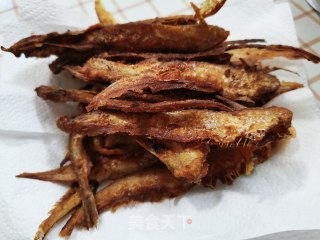 炸酥鱼的做法步骤：8