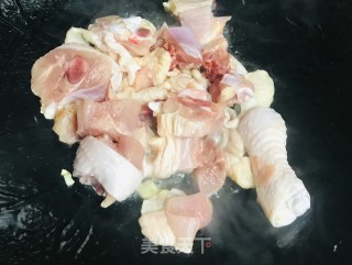 彩蔬炒年糕的做法步骤：7