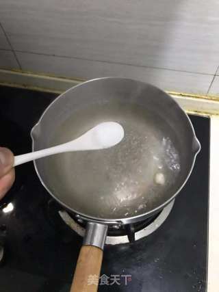青菜肉丝汤的做法步骤：2