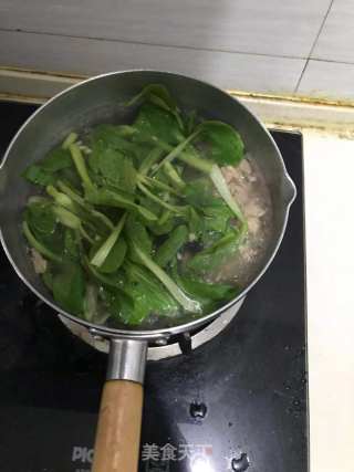 青菜肉丝汤的做法步骤：4
