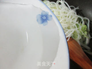 鸭蛋大白菜炒米粉的做法步骤：6