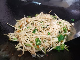 干萝卜丝炒线椒的做法步骤：5