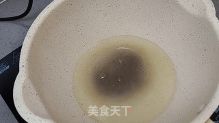 烤肉味干煸蘑菇的做法步骤：5