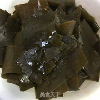 海带黄豆煲排骨的做法步骤：5