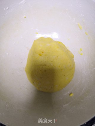南瓜糯米饼的做法步骤：4