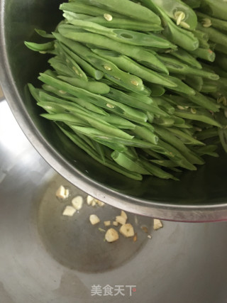 蒜香四季豆的做法步骤：5