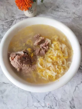 酸菜大骨汤的做法步骤：4