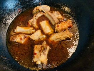 火麻仁排骨烧胡萝卜土豆的做法步骤：5