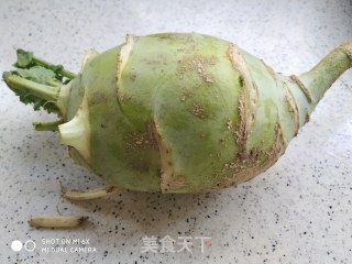 酸辣苤蓝丝的做法步骤：1