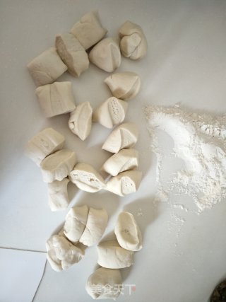 梅干菜肉包的做法步骤：8