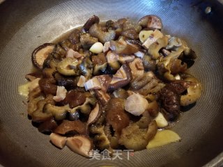 红烧海参的做法步骤：10
