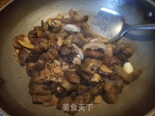 红烧海参的做法步骤：11