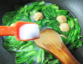黄金鱼蛋菜芯米粉的做法步骤：5