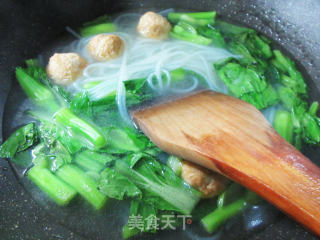黄金鱼蛋菜芯米粉的做法步骤：7