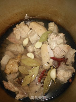 红烧排骨鸡翅的做法步骤：7