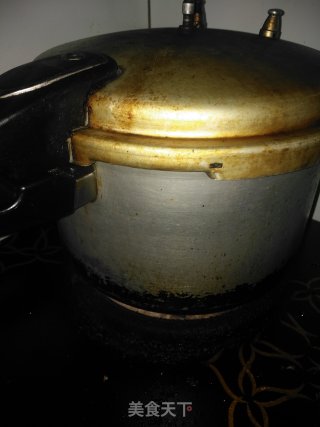红烧排骨鸡翅的做法步骤：11