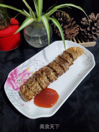 五香肉卷的做法步骤：17