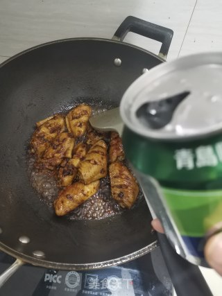 啤酒烧鸡翅的做法步骤：8