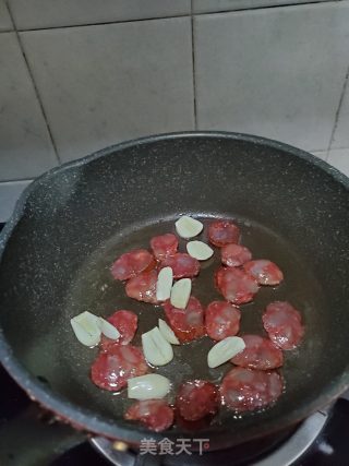 腊肠炒冬笋的做法步骤：4