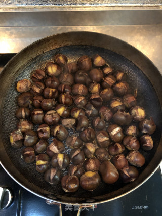 自制板栗的做法步骤：4