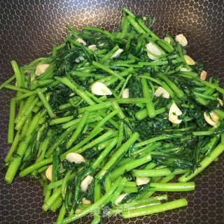 蒜香茼蒿菜的做法步骤：7
