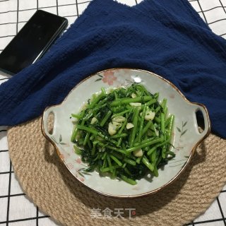 蒜香茼蒿菜的做法步骤：9