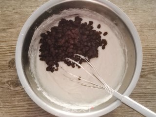 牛奶红豆糕的做法步骤：7