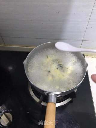 紫菜蛋花汤的做法步骤：5