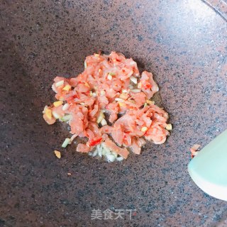 胡萝卜炒瘦肉的做法步骤：3