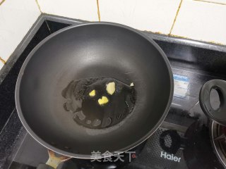 蚝油炒南瓜的做法步骤：2