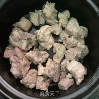 鹿茸菇排骨汤的做法步骤：4
