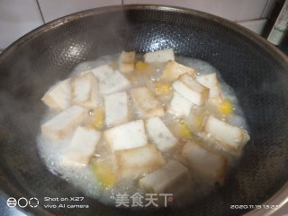 鱼卷烧南瓜的做法步骤：4