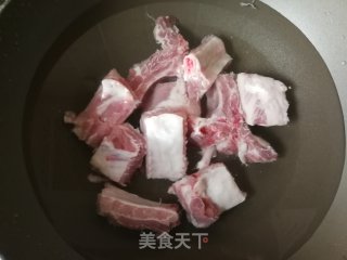 南瓜排骨汤的做法步骤：4