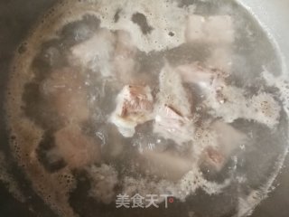 南瓜排骨汤的做法步骤：5