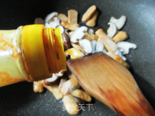 甜不辣炒香菇的做法步骤：7