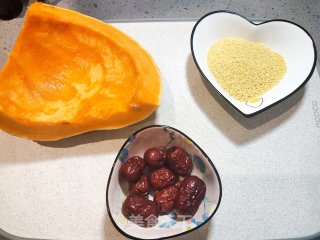 懒人养胃小米南瓜粥的做法步骤：1