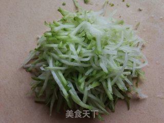萝卜丝鸡蛋荷包汤的做法步骤：1
