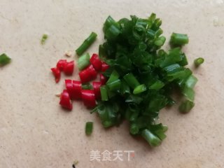 萝卜丝鸡蛋荷包汤的做法步骤：2
