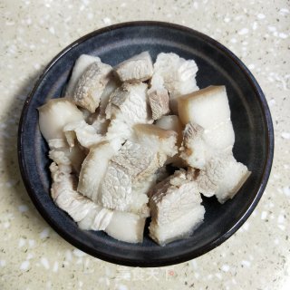 家常红烧肉的做法步骤：4