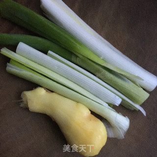 酱香肉末臊子的做法步骤：2